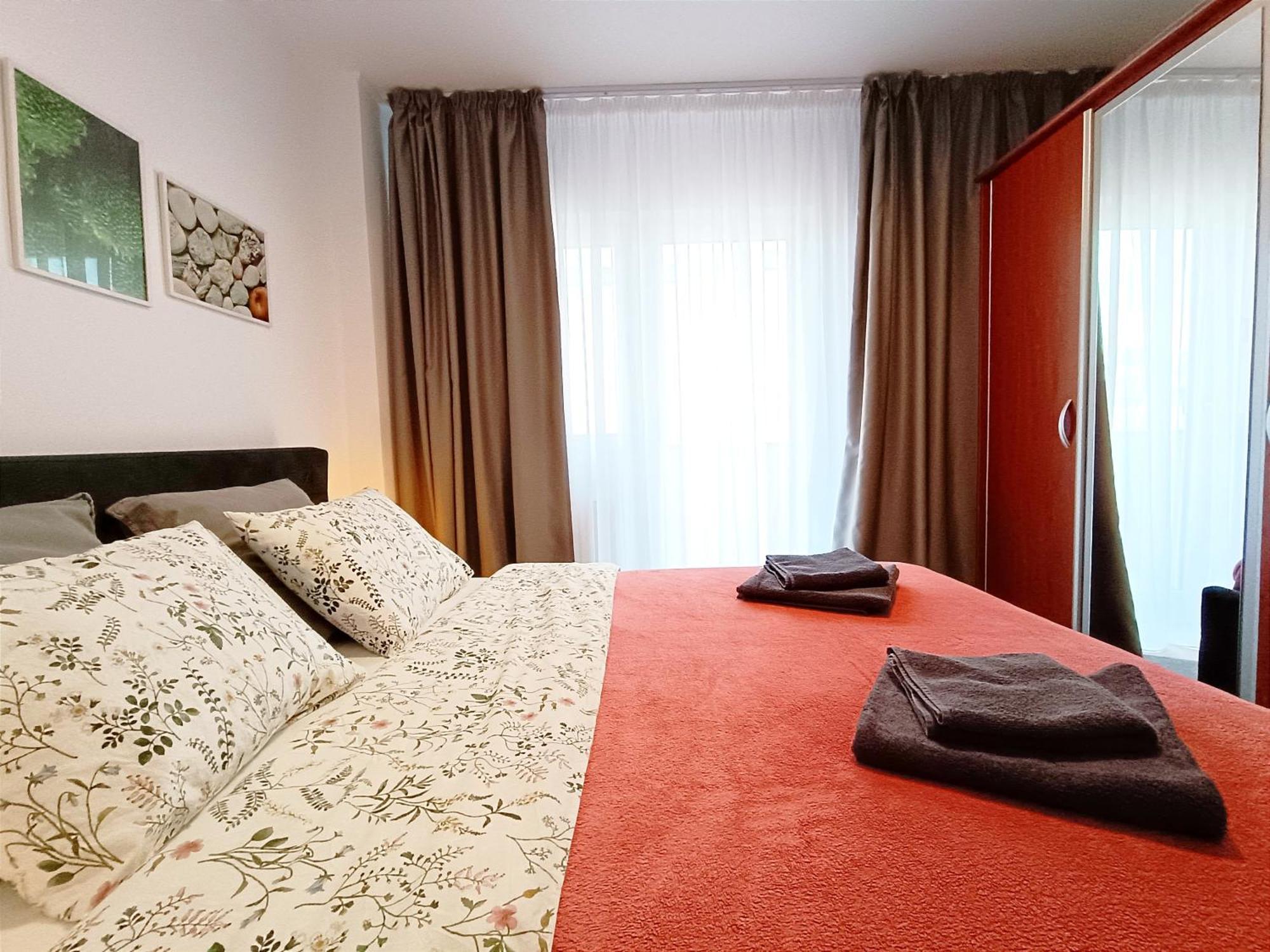 בראשוב Mid-Term Rental Racadau Apartment מראה חיצוני תמונה